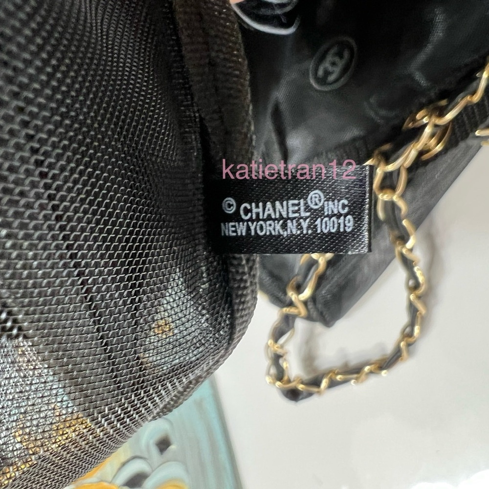 CHANEL Mesh Shopping Tote / Beach Bag / Shoulder Bag and Cosmetic Makeup Bag - Picture 3 of 3